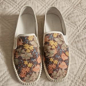 Veronica beard moccasins size 7